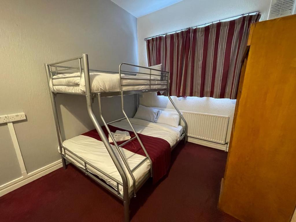St Nicholas Hotel هارو المظهر الخارجي الصورة