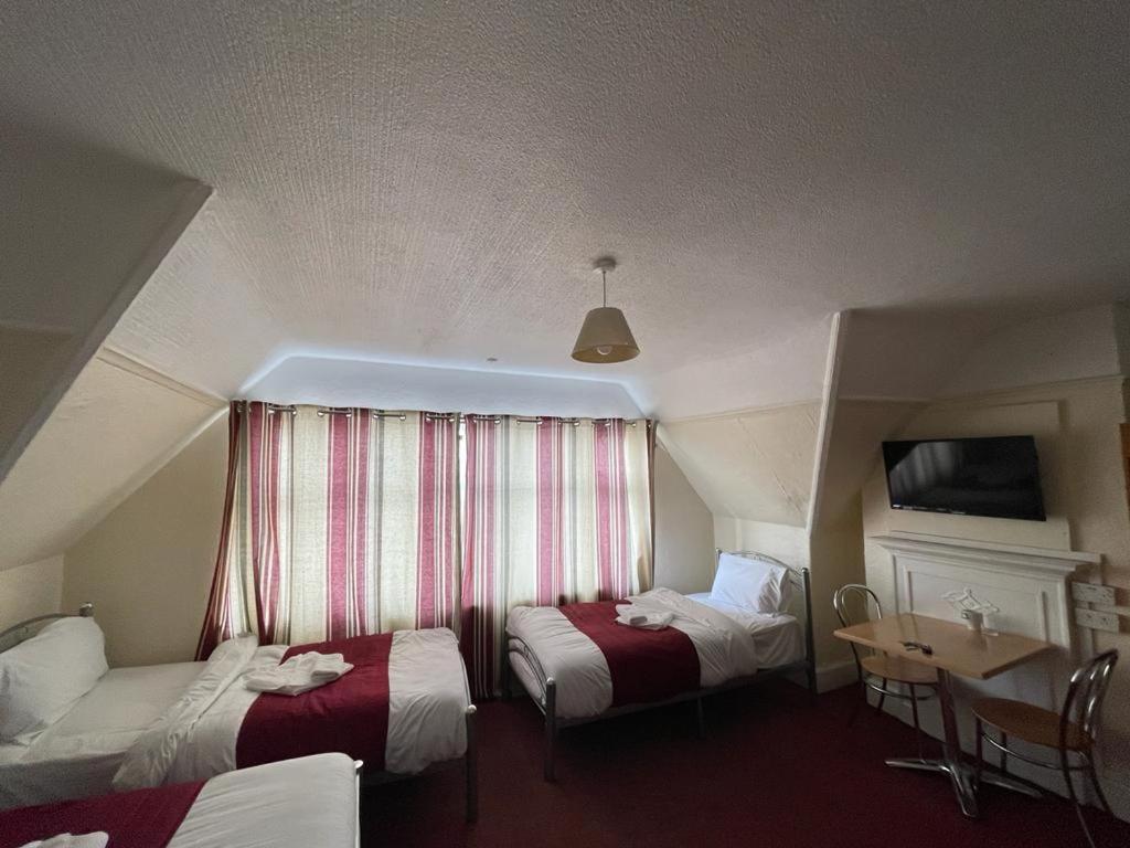 St Nicholas Hotel هارو المظهر الخارجي الصورة