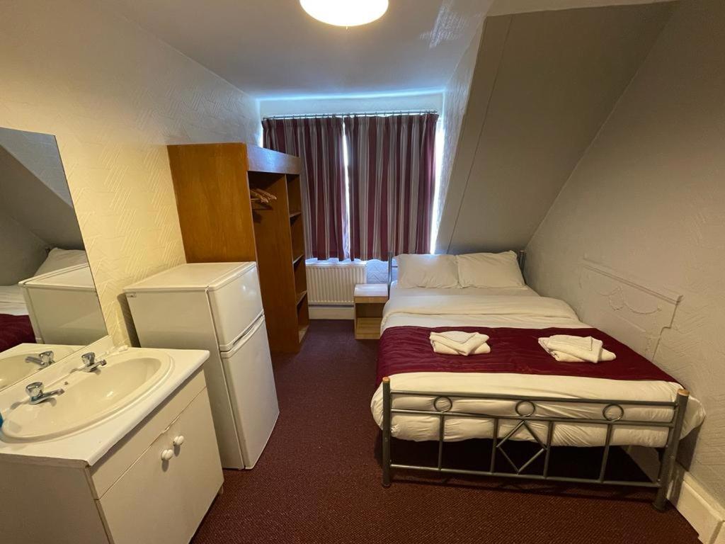 St Nicholas Hotel هارو المظهر الخارجي الصورة